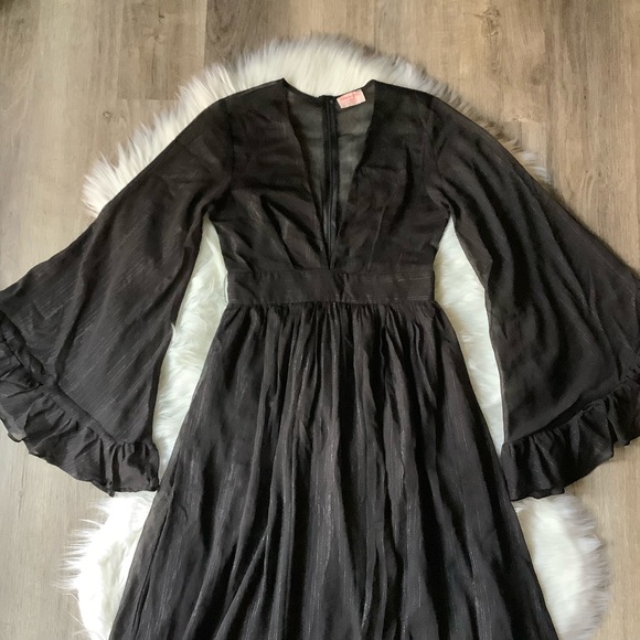 ShowPo Dangerous Woman plunge thigh split dress Black US 6 - Picture 3 of 14